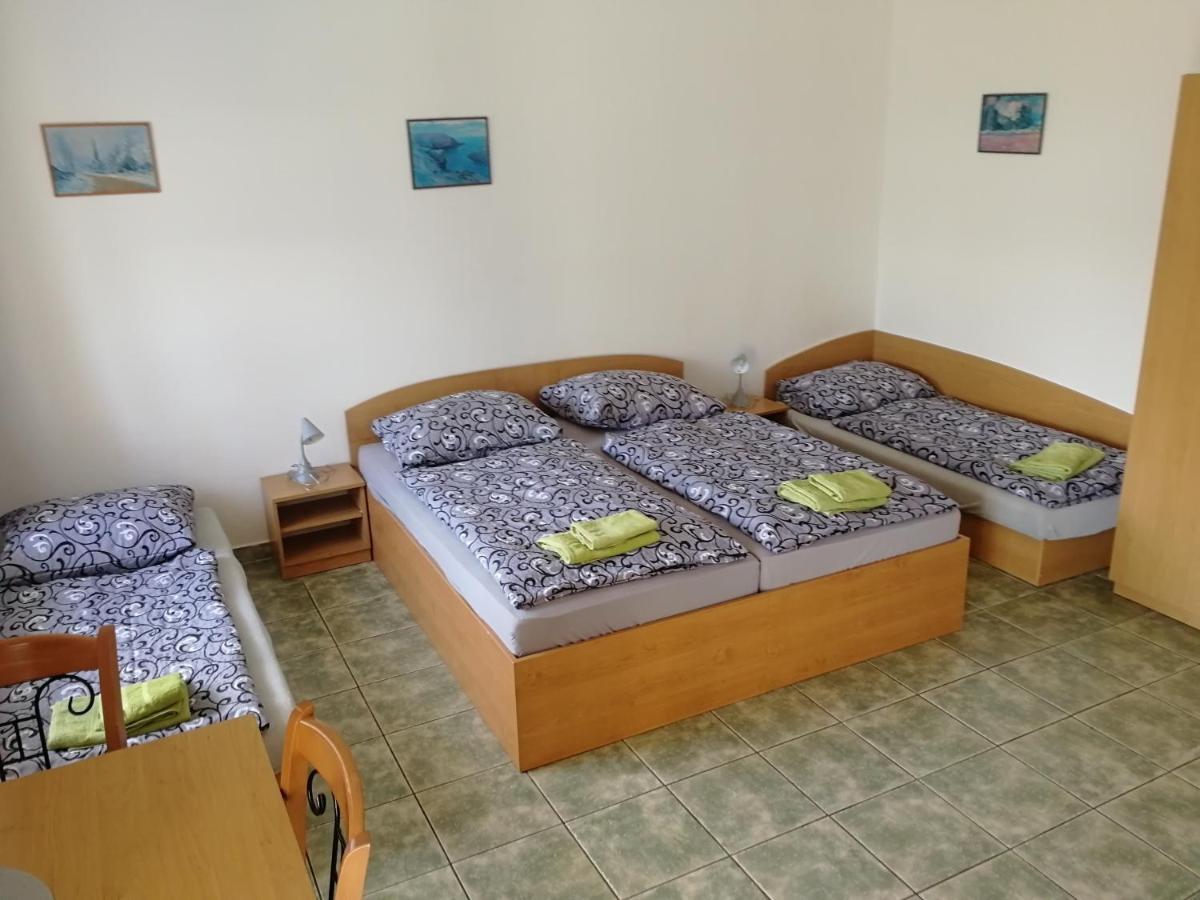 Penzion Hurka Pardubice Kültér fotó